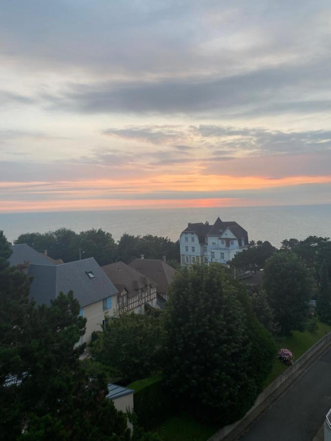 La Perle Marine Apartment Trouville-sur-Mer Exterior photo